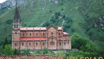 Basílica de Santa María la Real de Covadonga - Covadonga