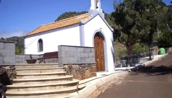 Capilla de Cueva del Agua - Cueva Del Agua