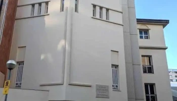 Iglesia de Jesucristo de los Santos de los Ultimos Días - Esplugues De Llobregat