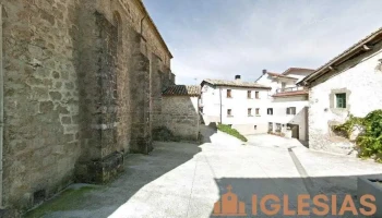 Iglesia de la Natividad de Santa María - Artaza