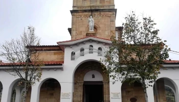 Iglesia de San Cristóbal - Colunga