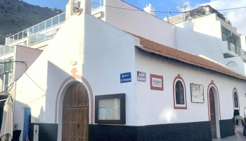 Iglesia de San Fernando de Puerto de Mogán - Lomo Quiebre