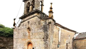 Iglesia de San Miguel de Calvelle - O Pereiro De Aguiar