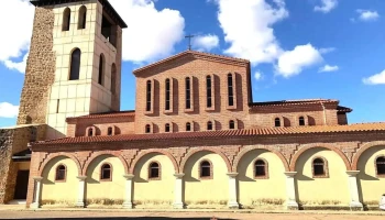 Iglesia de San Nicolás de Bari (siglo Xii) (reconstruida) - Villalpando