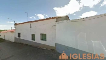 Iglesia Sta. María Magdalenana - El Piñero