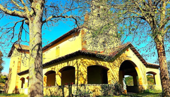 Parroquia católica San Román y Santa María de la Asunción de Villa - San Román De Villa