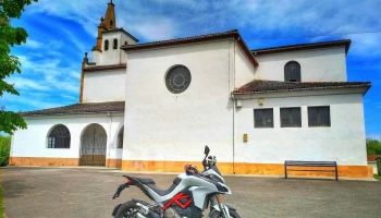 Parroquia de San Cosme de Bobes - Bobes