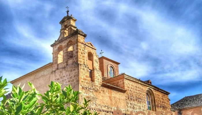Antiguo Convento de Santo Domingo de La Guardia de Jaén - La Guardia De Jaén