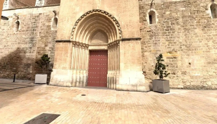 Arquebisbat De Tarragona Esglesia Del Sagrat Car -  Sitio Web - Valls