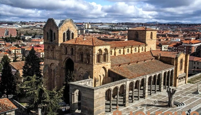 Basilica De Los Santos Vicente Sabina Y Cristeta Iglesia Catolica - Ávila
