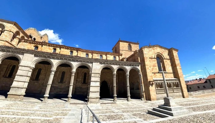 Basilica De Los Santos Vicente Sabina Y Cristeta Sitio Web - Ávila