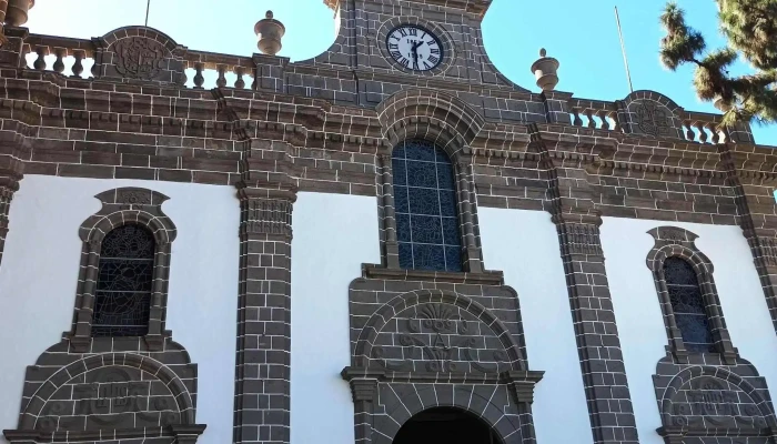 Basilica De Nuestra Senora Del Pino Horario - Teror