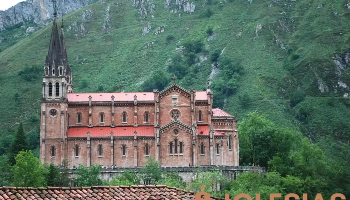 Basílica de Santa María la Real de Covadonga - Covadonga