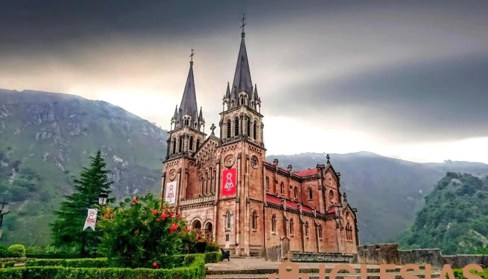 Basilica De Santa Maria La Real De Covadonga Recientes - Covadonga