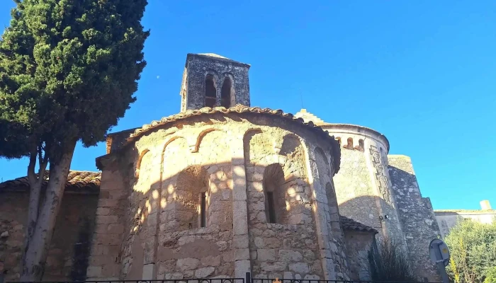 Capella Romanica De Sant Cugat Recientes - Moja