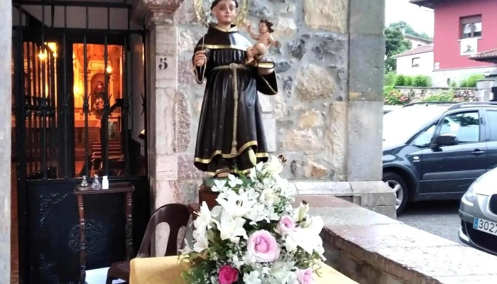 Capilla De San Antoniu -  Zona - Cangas de Onís