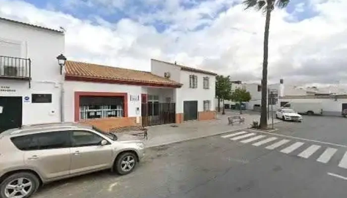 Casa Hermandad Cristo De Burgos -  Parroquia - Chucena