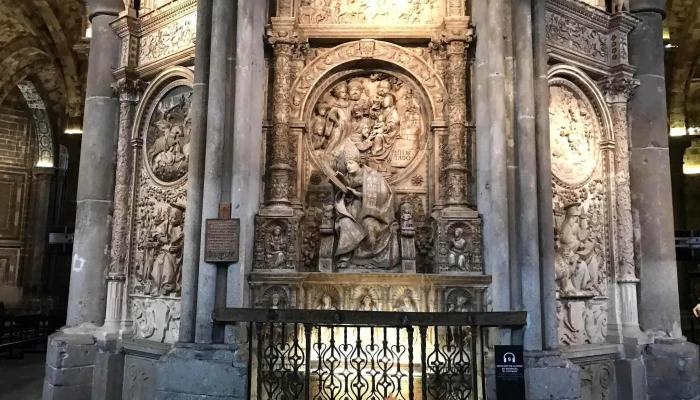 Catedral De Avila Columna - Ávila
