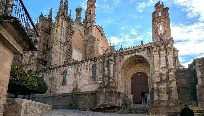 Catedral De Plasencia -  Cerca De Mi - Plasencia