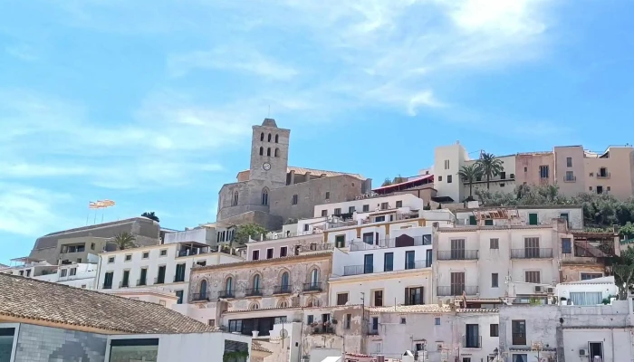 Catedral De Santa Maria -  Abierto Ahora - Ibiza