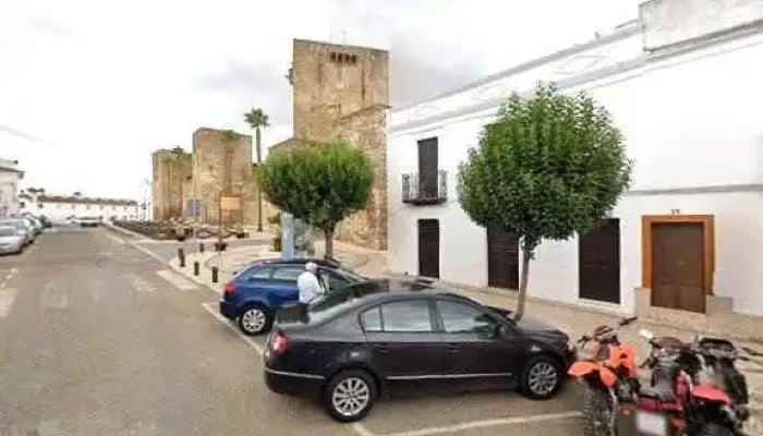 Centro Parroquial San Juan Macias -  Zona - Olivenza