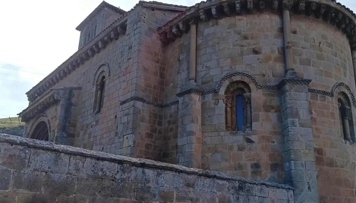 Colegiata De San Pedro De Cervatos -  Promocion - San Pedro