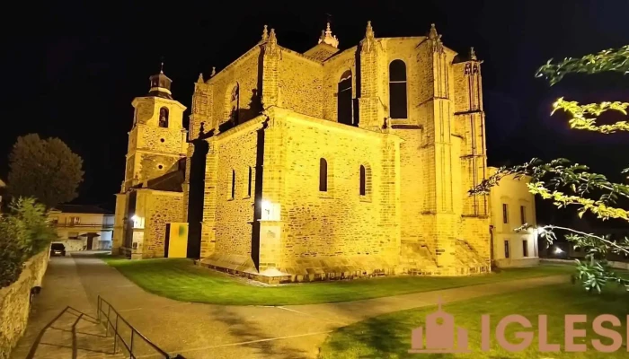 Colegiata De Santa Maria De Cluni Recientes - Villafranca del Bierzo