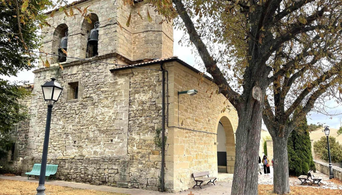 Donejakue Apostuluaren Elizaiglesia De Santiago Apostol Iglesia - Leziñana