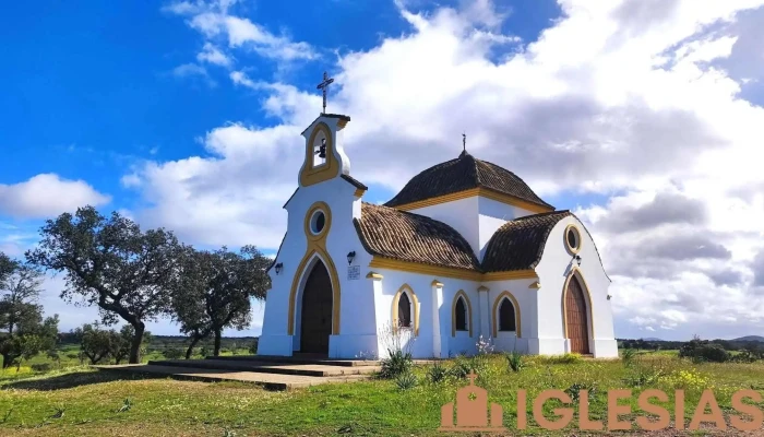 Ermita De La Santa Cruz -  Capilla - Paymogo