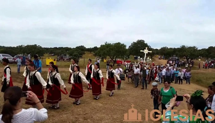 Ermita De La Santa Cruz -  Videos - Paymogo