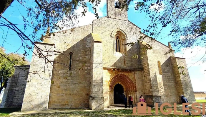 Ermita De Nuestra Senora De Las Fuentes Iglesia - Cardeñosa