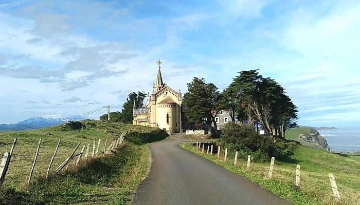 Ermita De Nuestra Senora De Los Remedios Cerca De Mi - Ruilobuca