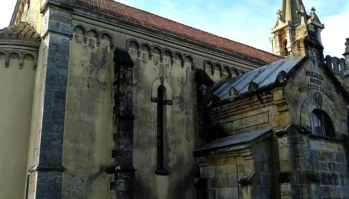 Ermita De Nuestra Senora De Los Remedios Telefono - Ruilobuca