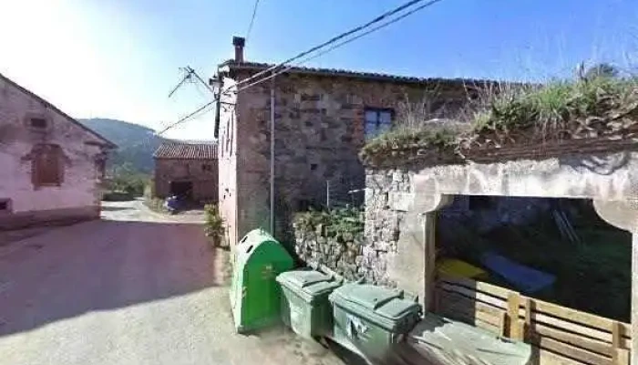 Ermita De Santiago Apostol Iglesia Catolica - La Herrería