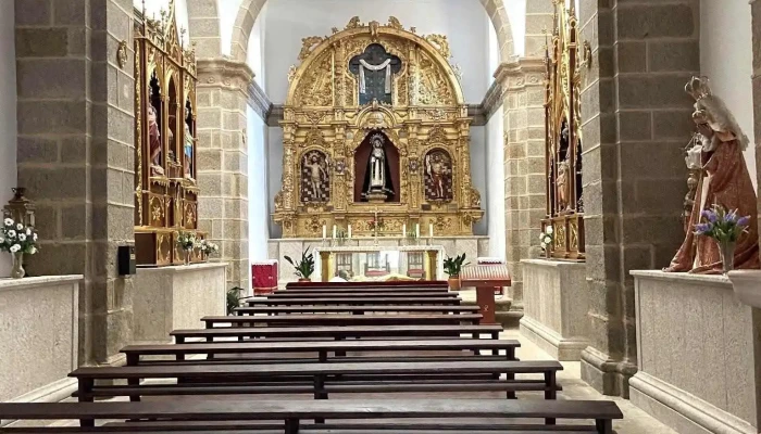 Ermita Del Santo Cristo -  Iglesia - Ceclavín