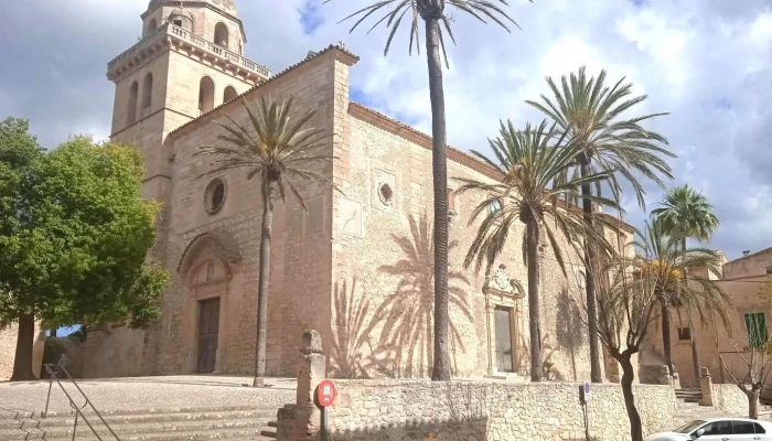 Esglesia De Sant Bartomeu Iglesia Catolica - Montuïri