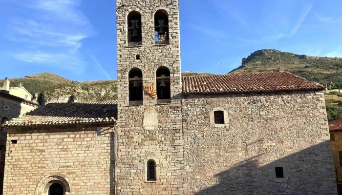 Esglesia De Santa Maria Iglesia Catolica - Castellar de N'hug