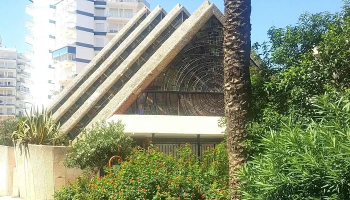 Esglesia Nova Lugar De Culto - El Perelló