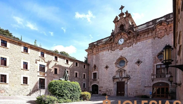 Hospederia Santuario De Lluc Hotel - Lluc