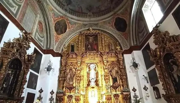 Hospital San Juan de Dios. Iglesia de la Milagrosa - Bujalance