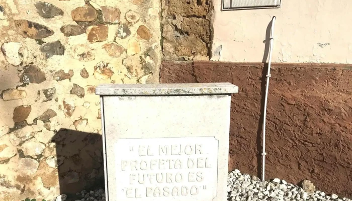 Iglesia - Cubillas De Rueda