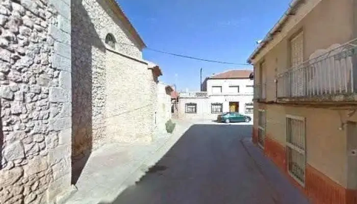 Iglesia De Casas De Los Pinos -  Ubicacion - Casas de los Pinos