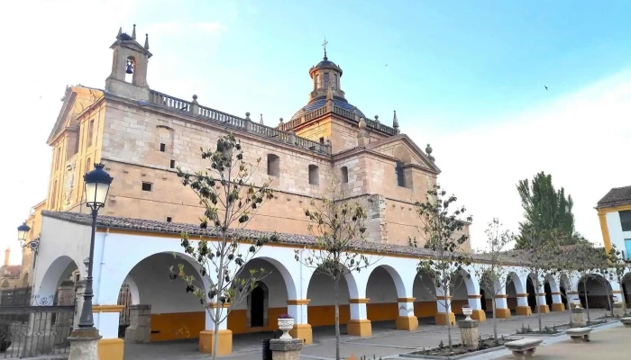 Iglesia De Cerralbo -  Iglesia Catolica - Cdad. Rodrigo