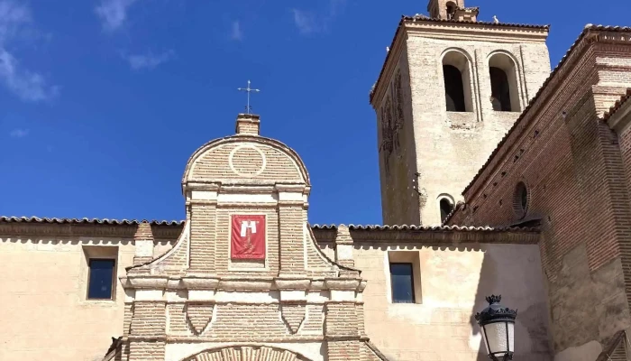 Iglesia De El Salvador -  Telefono - Arévalo