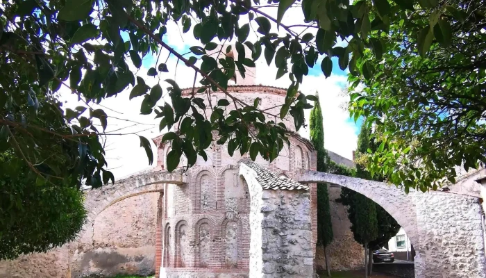 Iglesia De El Salvador -  Telefono - Cuéllar