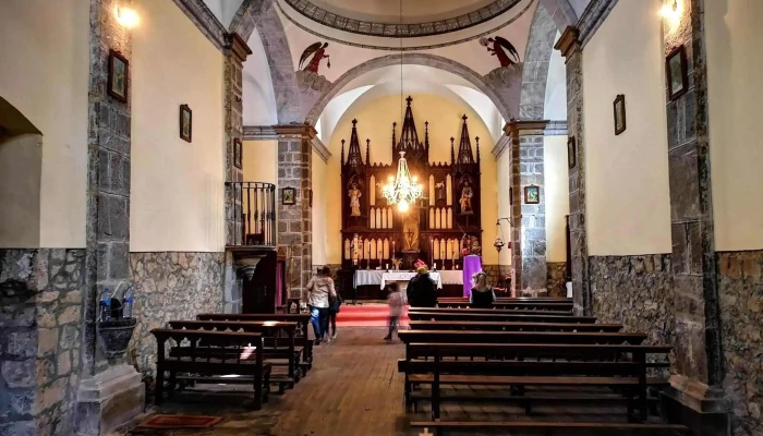 Iglesia De La Asuncion Iglesia Catolica - Lerones