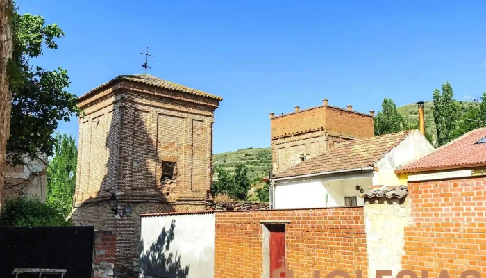 Iglesia De La Asuncion Lugar De Culto - Centenera