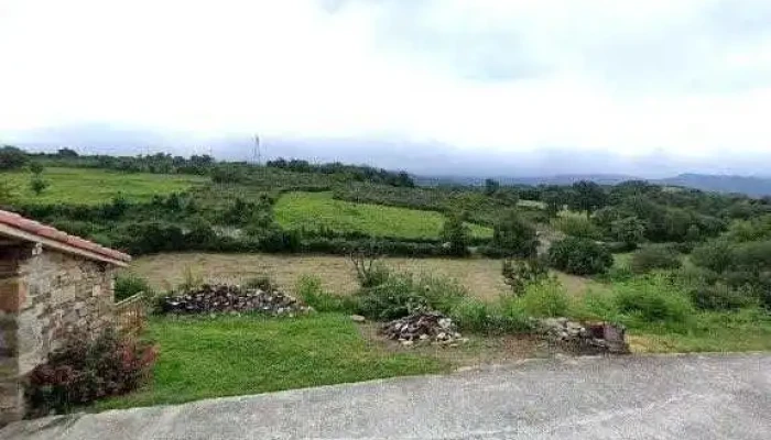 Iglesia De La Asuncion Parroquia De La Transfiguracion Y La Asuncion Iglesia Catolica - Partearroyo