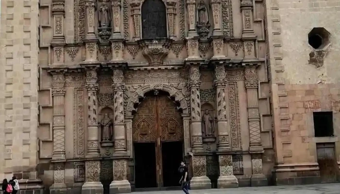 Iglesia De La Asuncion Videos - Camporrobles