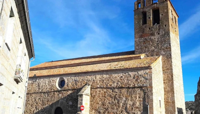 Iglesia De La Invencion De La Santa Cruz Iglesia - Cardeñosa